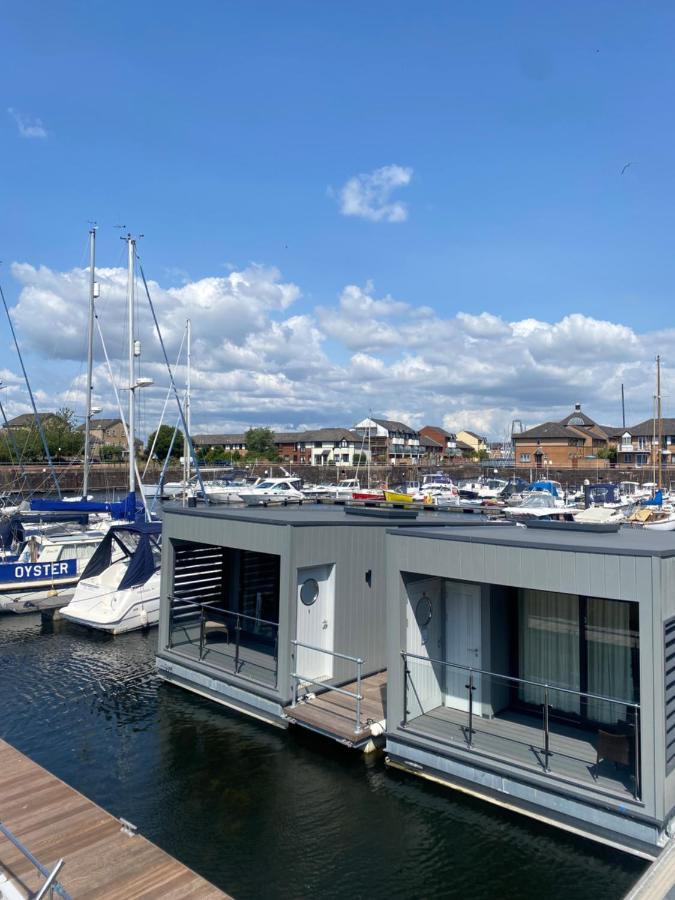 Rooms At Penarth Marina Cardiff Exterior photo