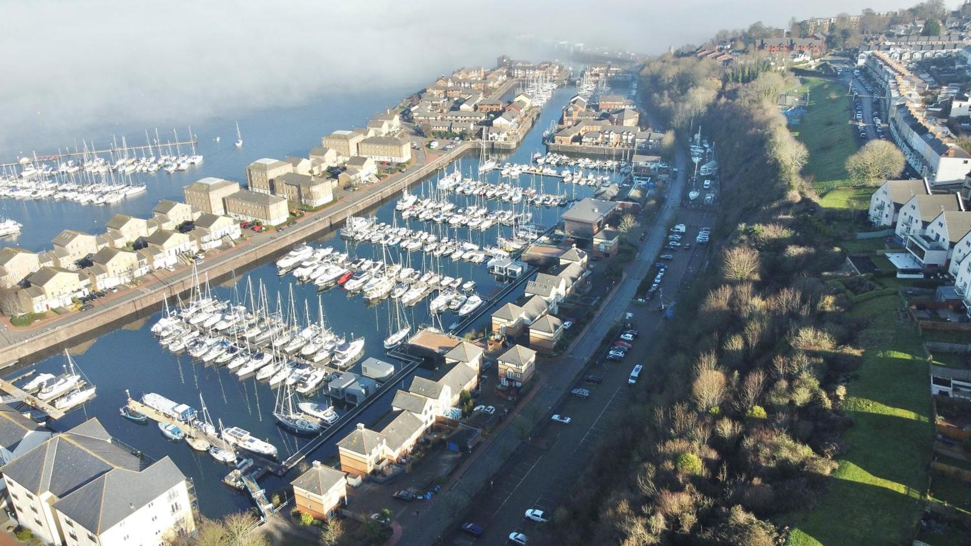 Rooms At Penarth Marina Cardiff Exterior photo